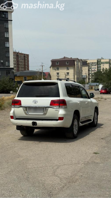 Toyota Land Cruiser 200 Series Рестайлинг 2 4.6, 2017 Бишкек - сүрөт 5