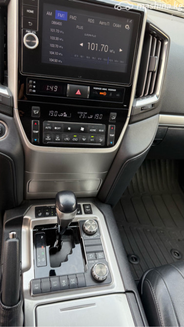 Toyota Land Cruiser 200 Series Рестайлинг 2 4.6, 2017 Бишкек - сүрөт 7