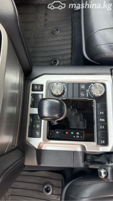 Toyota Land Cruiser 200 Series Рестайлинг 2 4.6, 2017 Бишкек - сүрөт 8