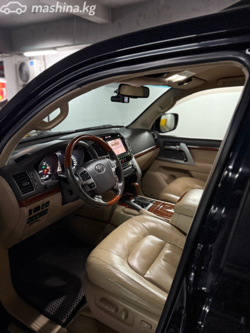 Toyota Land Cruiser 200 Series Рестайлинг 1 4.5, 2013 Бишкек - сүрөт 7