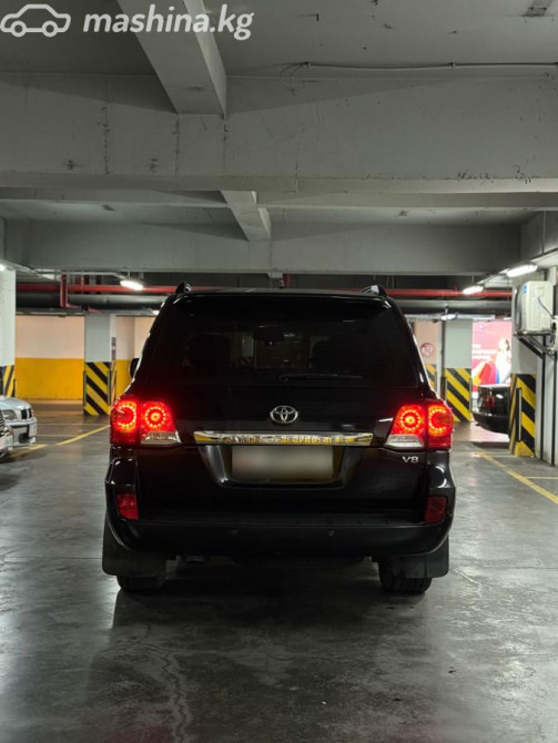 Toyota Land Cruiser 200 Series Рестайлинг 1 4.5, 2013 Бишкек - сүрөт 4