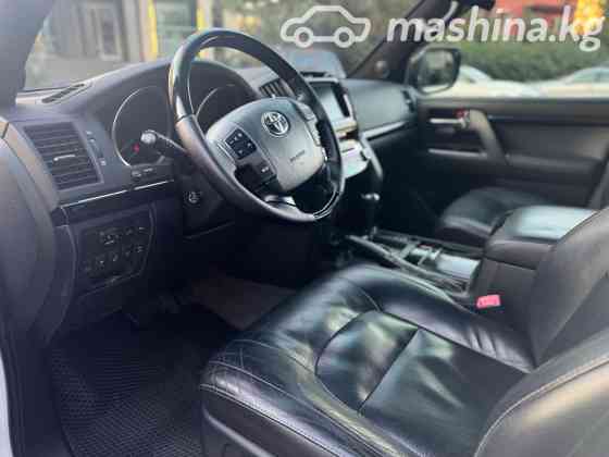 Toyota Land Cruiser 200 Series Рестайлинг 1 4.6, 2012 Bishkek