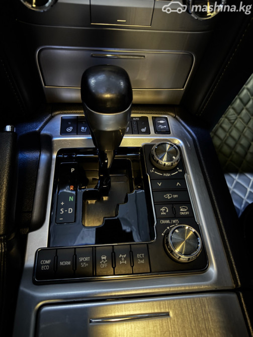 Toyota Land Cruiser 200 Series Рестайлинг 2 4.6, 2019 Бишкек - сүрөт 6