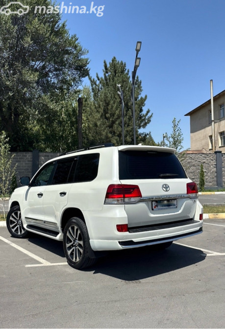 Toyota Land Cruiser 200 Series Рестайлинг 2 4.6, 2016 Бишкек - сүрөт 4
