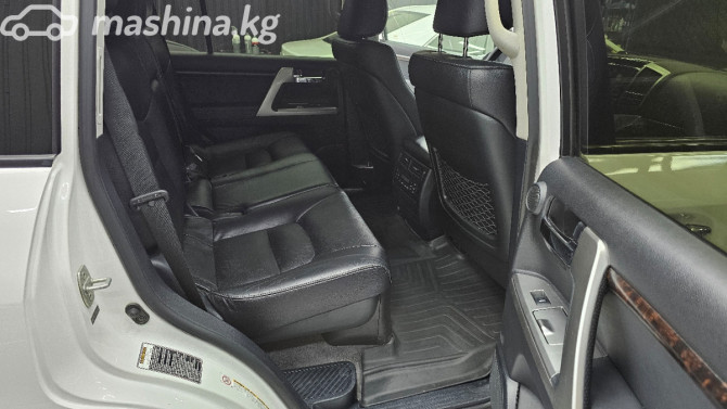 Toyota Land Cruiser 200 Series Рестайлинг 1 4.6, 2012 Bishkek - photo 9