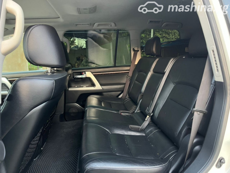 Toyota Land Cruiser 200 Series Рестайлинг 1 4.6, 2013 Бишкек - сүрөт 7
