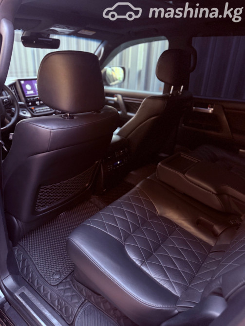 Toyota Land Cruiser 200 Series Рестайлинг 2 4.6, 2017 Бишкек - сүрөт 4