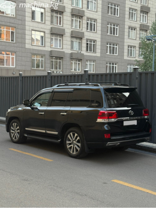 Toyota Land Cruiser 200 Series Рестайлинг 2 4.6, 2017 Бишкек - сүрөт 2