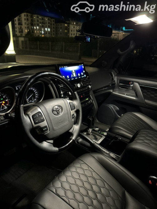 Toyota Land Cruiser 200 Series Рестайлинг 1 4.6, 2012 Бишкек - сүрөт 10