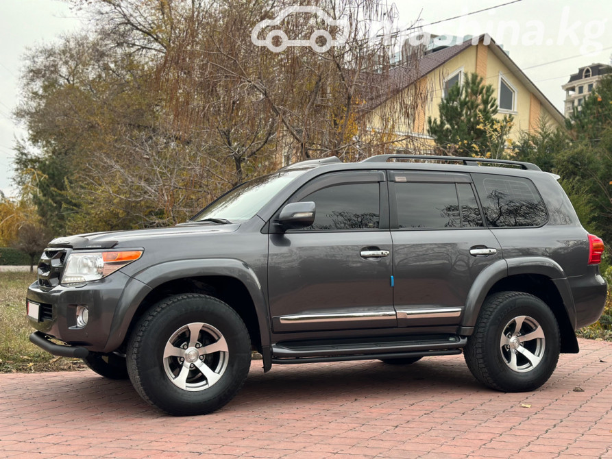 Toyota Land Cruiser 200 Series Рестайлинг 1 4.6, 2015 Бишкек - сүрөт 3