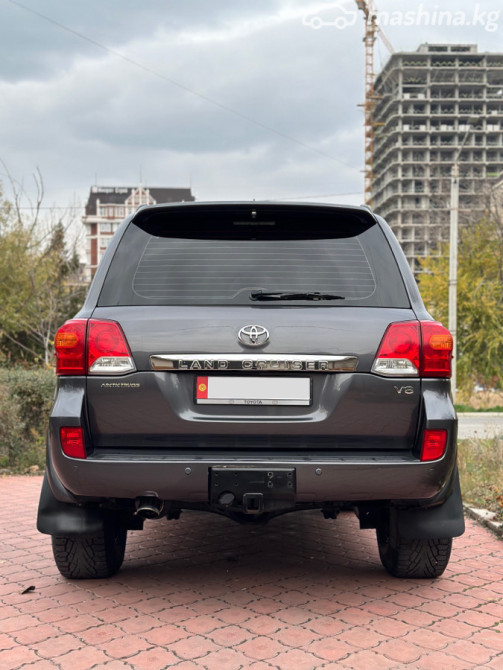 Toyota Land Cruiser 200 Series Рестайлинг 1 4.6, 2015 Бишкек - сүрөт 5