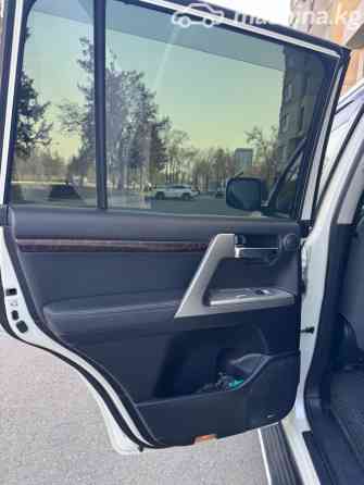 Toyota Land Cruiser 200 Series Рестайлинг 1 4.6, 2013 Bishkek
