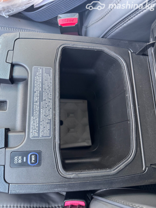 Toyota Land Cruiser 200 Series Рестайлинг 1 4.6, 2013 Бишкек - сүрөт 4