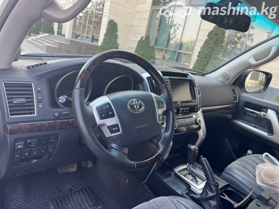 Toyota Land Cruiser 200 Series Рестайлинг 1 4.6, 2013 Бишкек - сүрөт 3