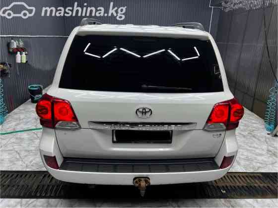 Toyota Land Cruiser 200 Series Рестайлинг 1 4.0, 2014 Bishkek