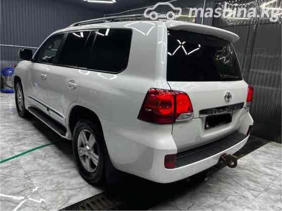 Toyota Land Cruiser 200 Series Рестайлинг 1 4.0, 2014 Bishkek
