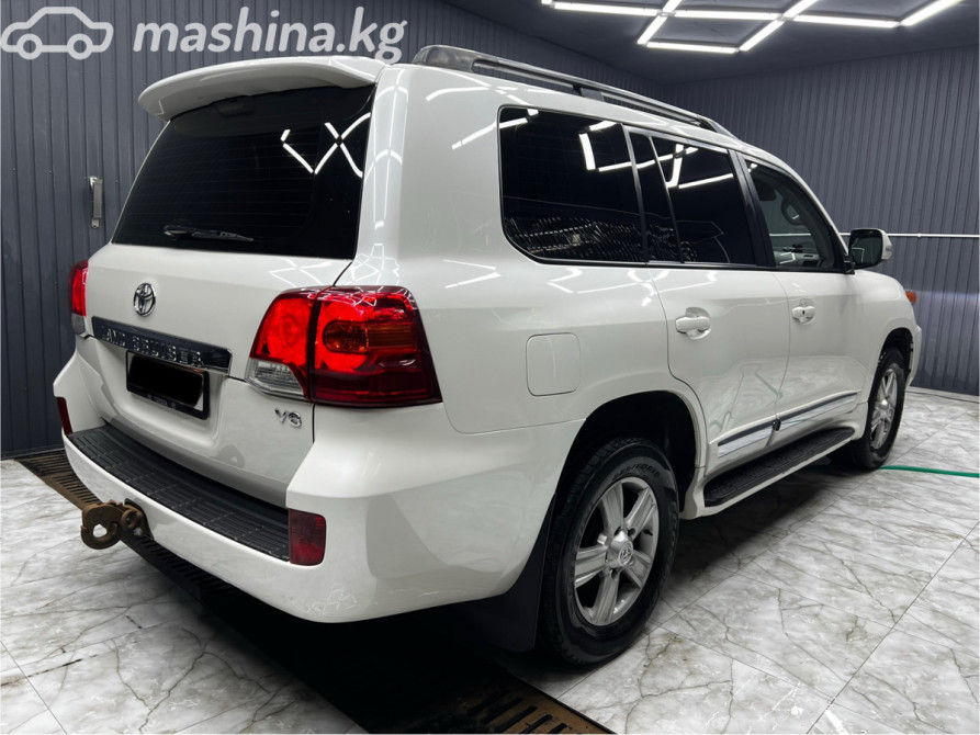 Toyota Land Cruiser 200 Series Рестайлинг 1 4.0, 2014 Бишкек - сүрөт 4