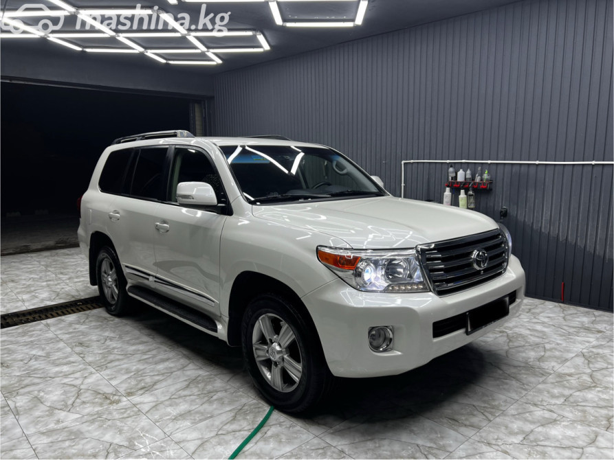 Toyota Land Cruiser 200 Series Рестайлинг 1 4.0, 2014 Бишкек - сүрөт 1