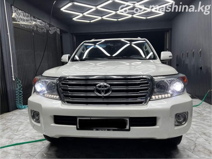 Toyota Land Cruiser 200 Series Рестайлинг 1 4.0, 2014 Бишкек - сүрөт 3