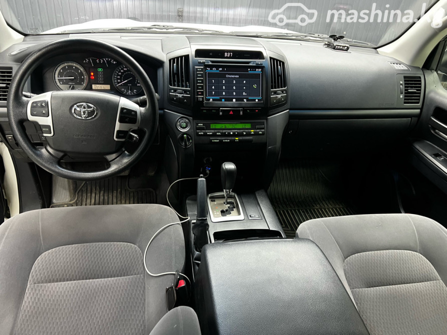 Toyota Land Cruiser 200 Series Рестайлинг 1 4.0, 2014 Бишкек - сүрөт 8