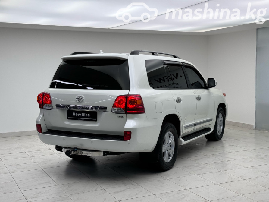 Toyota Land Cruiser 200 Series Рестайлинг 1 4.5, 2013 Бишкек - сүрөт 3