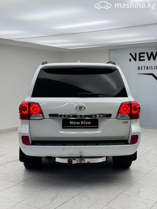 Toyota Land Cruiser 200 Series Рестайлинг 1 4.5, 2013 Бишкек - сүрөт 4