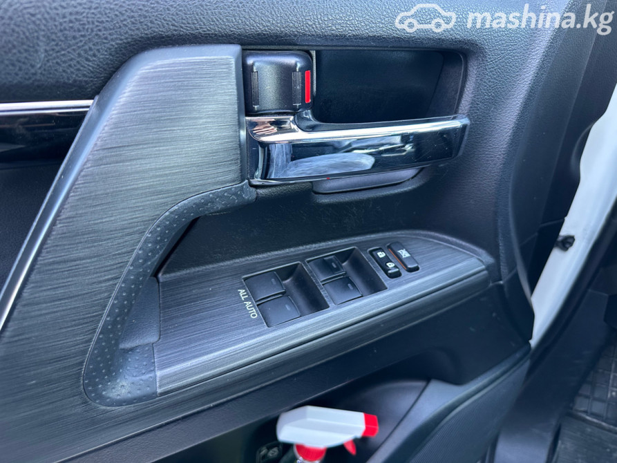 Toyota Land Cruiser 200 Series Рестайлинг 1 4.6, 2012 Бишкек - сүрөт 4