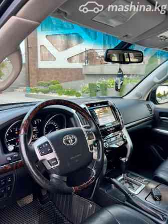 Toyota Land Cruiser 200 Series Рестайлинг 1 4.6, 2015 Bishkek