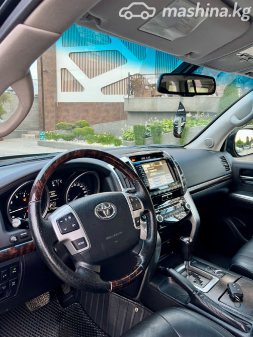 Toyota Land Cruiser 200 Series Рестайлинг 1 4.6, 2015 Бишкек - сүрөт 5