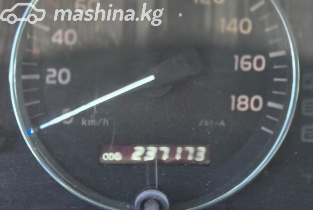 Toyota Land Cruiser 100 Series Рестайлинг 2 4.2, 2005 Bishkek - photo 6