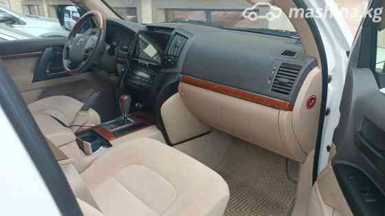 Toyota Land Cruiser 200 Series Рестайлинг 1 4.0, 2013 Bishkek