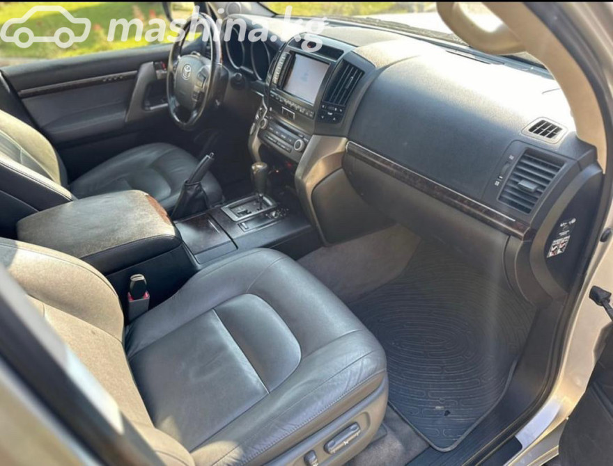 Toyota Land Cruiser 200 Series 4.7, 2010 Bishkek - photo 7