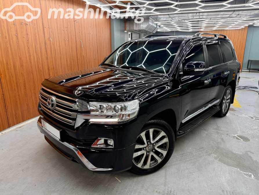 Toyota Land Cruiser 200 Series Рестайлинг 2 4.6, 2016 Bishkek - photo 1