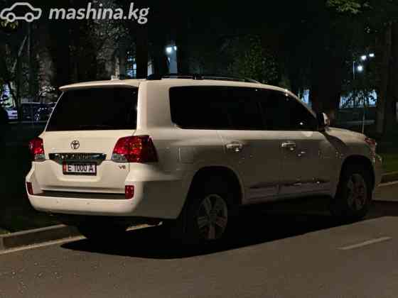 Toyota Land Cruiser 200 Series Рестайлинг 1 4.6, 2014 Bishkek