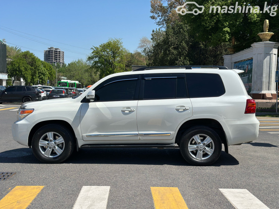 Toyota Land Cruiser 200 Series Рестайлинг 1 4.6, 2014 Bishkek - photo 2