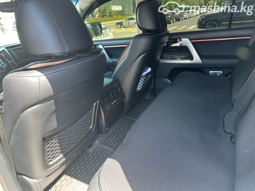 Toyota Land Cruiser 200 Series Рестайлинг 1 4.6, 2014 Bishkek - photo 8
