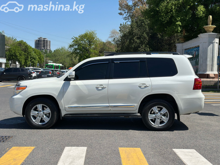 Toyota Land Cruiser 200 Series Рестайлинг 1 4.6, 2014 Bishkek - photo 11