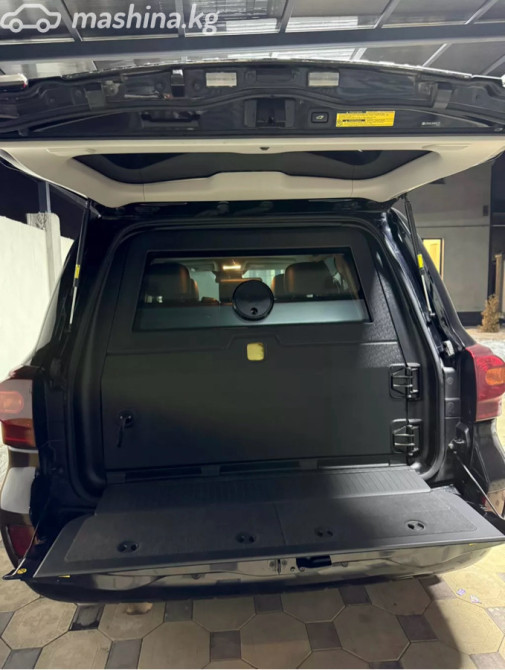 Toyota Land Cruiser 200 Series Рестайлинг 1 4.6, 2014 Bishkek - photo 6