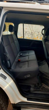 Toyota Land Cruiser 200 Series 4.0, 2011 Bishkek - photo 3