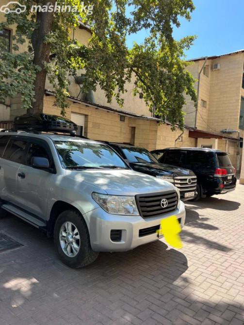 Toyota Land Cruiser 200 Series Рестайлинг 1 4.0, 2013 Bishkek - photo 1