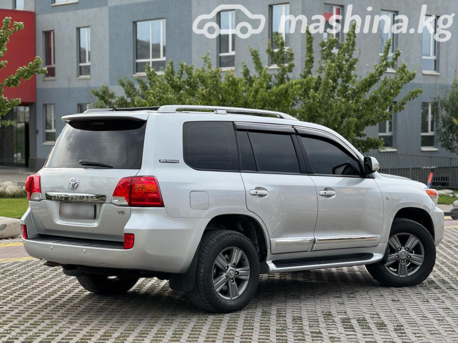 Toyota Land Cruiser 200 Series 4.6, 2011 Bishkek - photo 4
