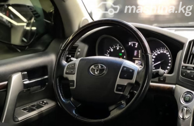 Toyota Land Cruiser 200 Series Рестайлинг 1 4.5, 2012 Bishkek - photo 6
