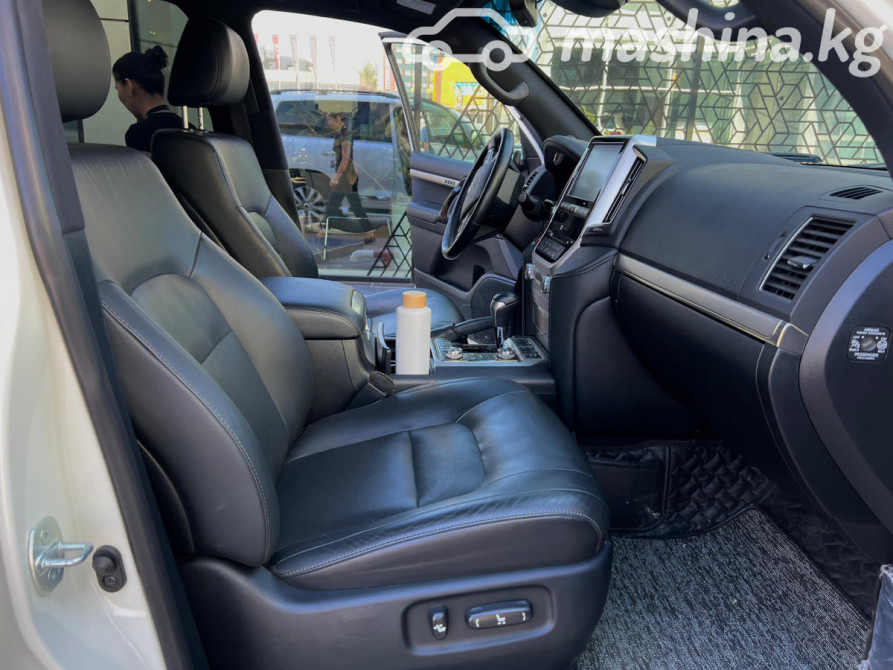 Toyota Land Cruiser 200 Series Рестайлинг 2 4.6, 2020 Bishkek - photo 9
