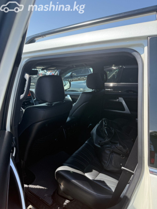 Toyota Land Cruiser 200 Series Рестайлинг 2 4.6, 2019 Bishkek - photo 9