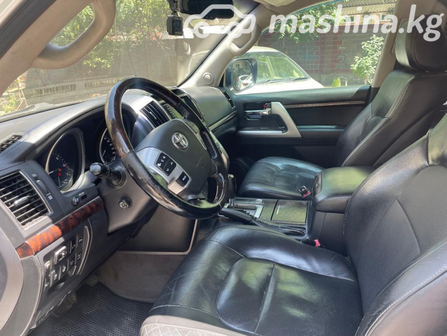 Toyota Land Cruiser 200 Series 4.6, 2012 Bishkek - photo 7