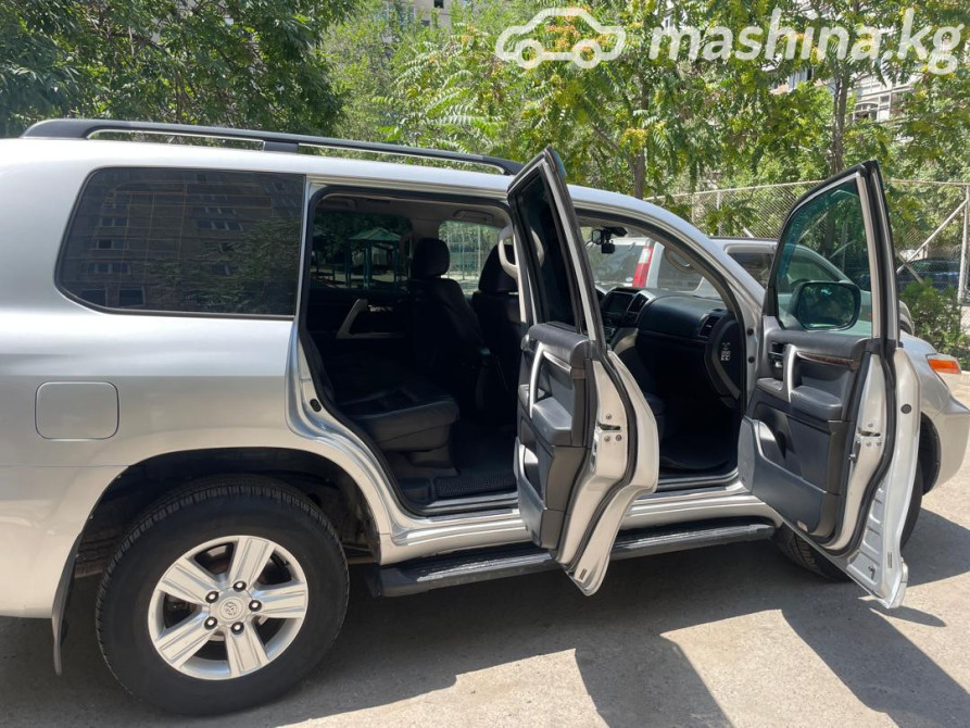 Toyota Land Cruiser 200 Series 4.6, 2012 Bishkek - photo 9