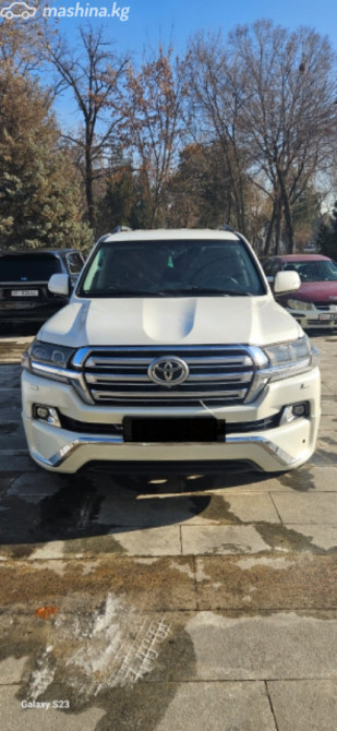 Toyota Land Cruiser 200 Series Рестайлинг 2 4.6, 2016 Bishkek - photo 1