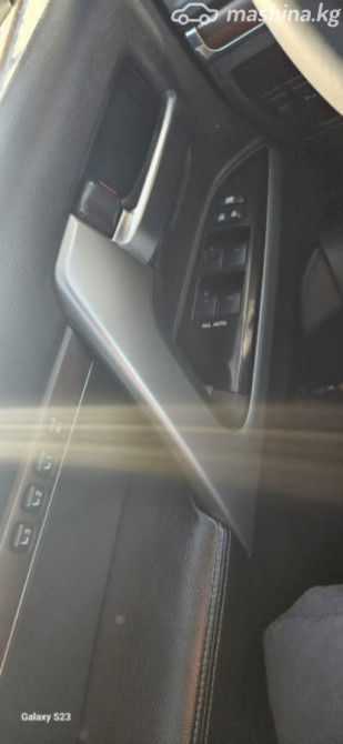 Toyota Land Cruiser 200 Series Рестайлинг 2 4.6, 2016 Bishkek - photo 6