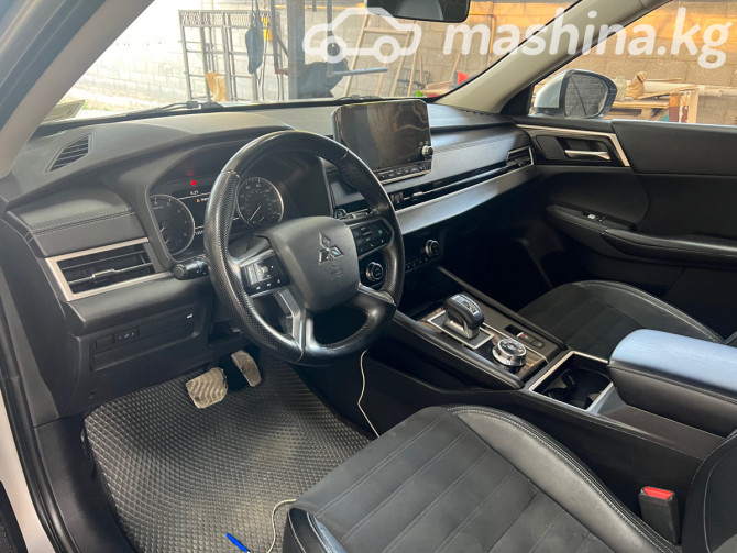 Mitsubishi Outlander IV 2.5, 2022 Бишкек - сүрөт 9