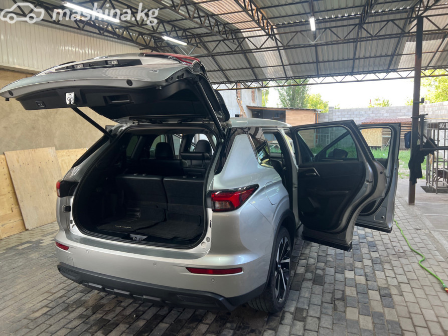 Mitsubishi Outlander IV 2.5, 2022 Bishkek - photo 4